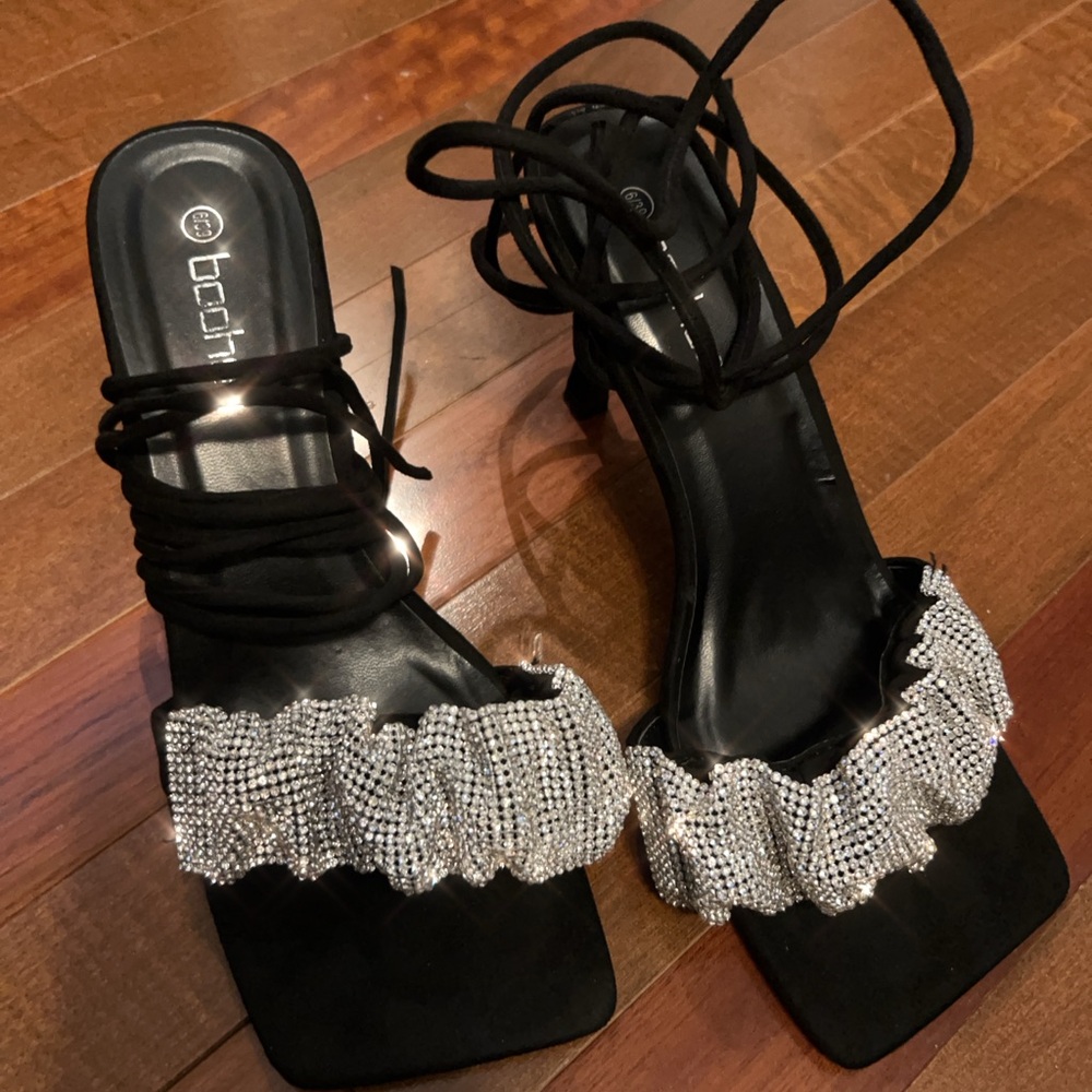Boohoo Wide Fit Black Strappy Diamante Heel